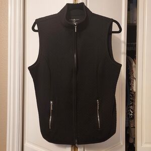 Black Quilted Vest with Zipper Front And Pockets Size M